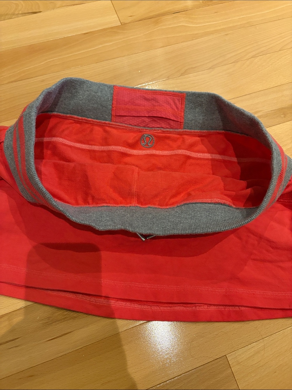 Lululemon Athletica Coral Pink Terry Mini Skirt with Gray Waistband - size 8 - Picture 8 of 16